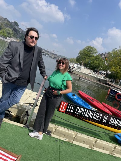 Camille et Michael, les animateurs de l'émission "Les Ambassadeurs" sur Vivacité